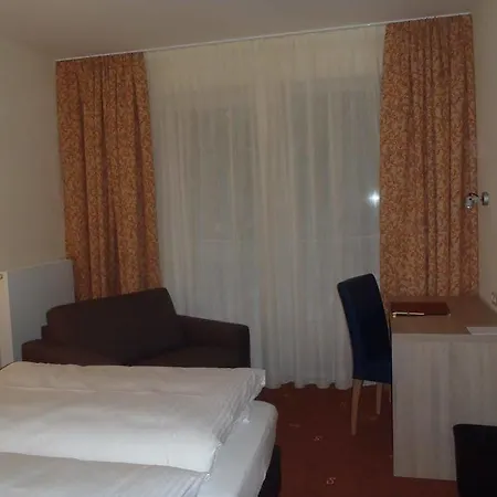 Schade's Wohlfuehlhotel 3*