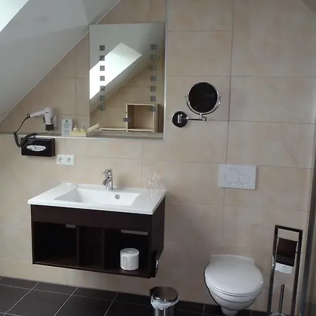 ホテル Schade's Wohlfuehlhotel